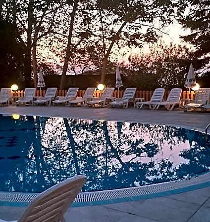 Exotica Хотел