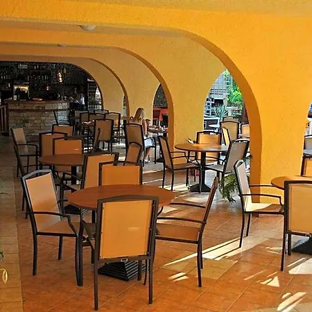 Hotel Exotica 2*